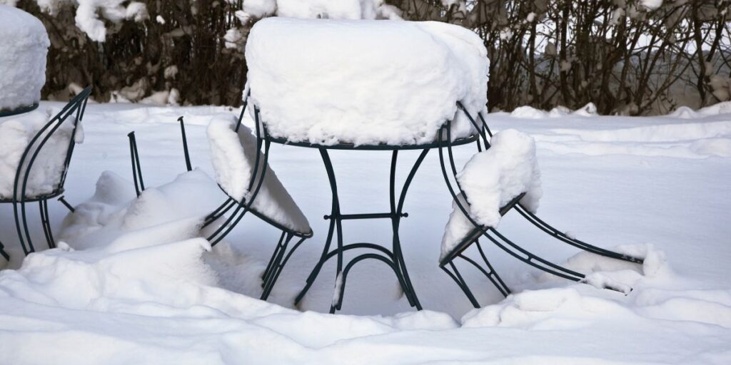 Can Wicker Furniture Be Left Outside in Winter?